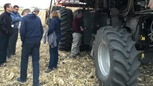 El agricultor de EUA frente a frente con el cliente mexicano